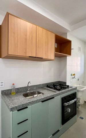 Apartamento à venda com 40m², 1 quarto e 1 vaga Apartamento à venda com 40m², 1 quarto e 1 vagaCozinha e Área de Serviço