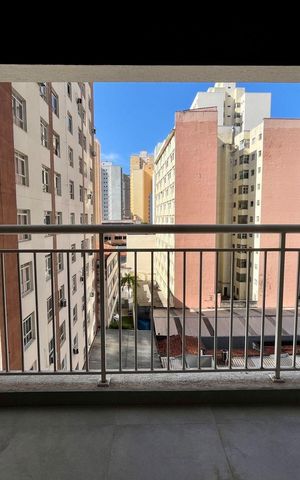 Apartamento à venda com 40m², 1 quarto e 1 vaga Apartamento à venda com 40m², 1 quarto e 1 vagaVista da Sacada