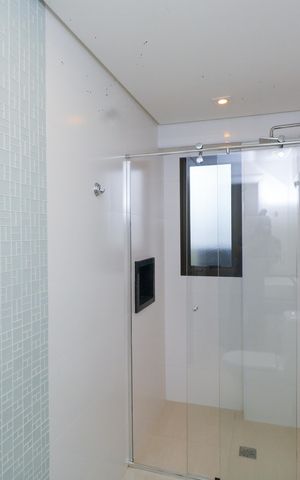 Apartamento à venda com 116m², 3 quartos e 3 vagas Apartamento à venda com 116m², 3 quartos e 3 vagasBanheiro Social