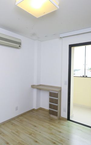 Apartamento à venda com 116m², 3 quartos e 3 vagas Apartamento à venda com 116m², 3 quartos e 3 vagasQuarto 1
