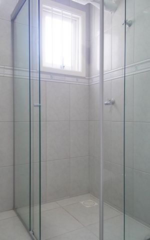 Casa para alugar com 166m², 2 quartos e 2 vagasBanheiro