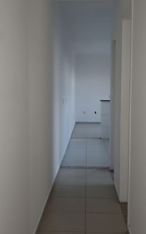 Apartamento à venda com 81m², 2 quartos e 2 vagasCorredor