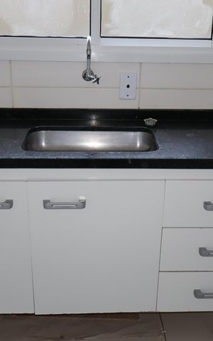 Apartamento à venda com 81m², 2 quartos e 2 vagasCozinha