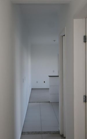 Apartamento à venda com 81m², 2 quartos e 2 vagasCorredor
