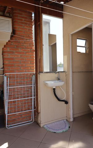 Apartamento à venda com 80m², 2 quartos e 2 vagasÁrea de Serviço