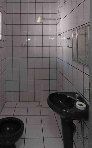 Casa à venda com 126m², 3 quartos e 2 vagas Casa à venda com 126m², 3 quartos e 2 vagasBanheiro da Edícula