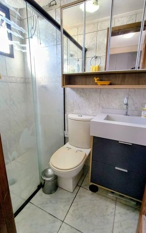 Apartamento à venda com 75m², 3 quartos e 1 vaga Apartamento à venda com 75m², 3 quartos e 1 vagaBanheiro