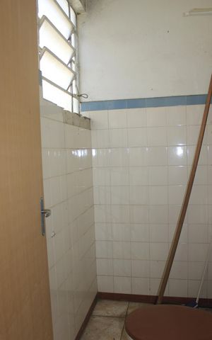 Apartamento à venda com 74m², 2 quartos e sem vagaBanheiro da lavanderia