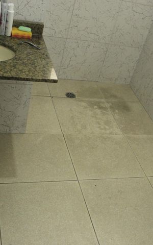 Apartamento à venda com 74m², 2 quartos e sem vagaBanheiro social