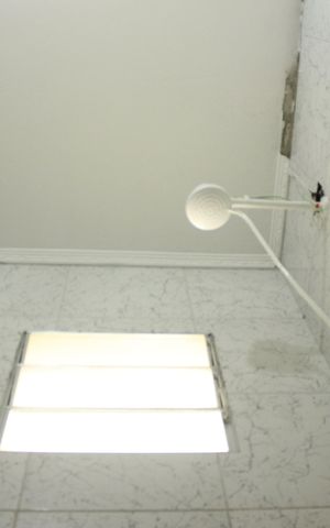 Apartamento à venda com 74m², 2 quartos e sem vagaBanheiro social