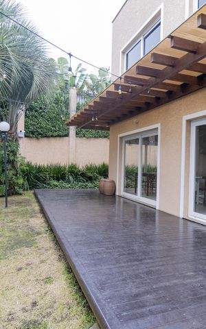 Casa de condomínio à venda com 214m², 3 quartos e 2 vagasÁrea externa