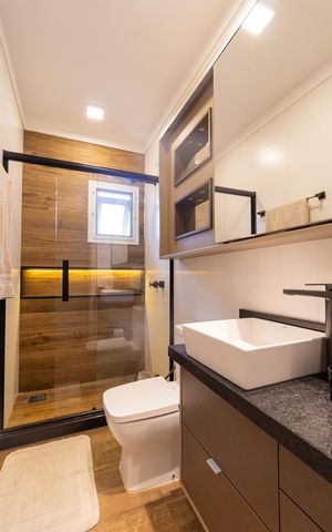 Casa de condomínio à venda com 214m², 3 quartos e 2 vagasBanheiro