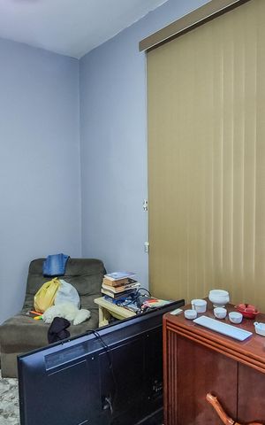 Casa à venda com 574m², 3 quartos e sem vaga Casa à venda com 574m², 3 quartos e sem vagaQuarto 2