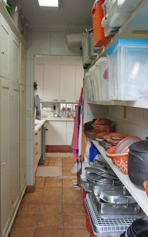 Casa de condomínio à venda com 363m², 3 quartos e 2 vagasDespensa