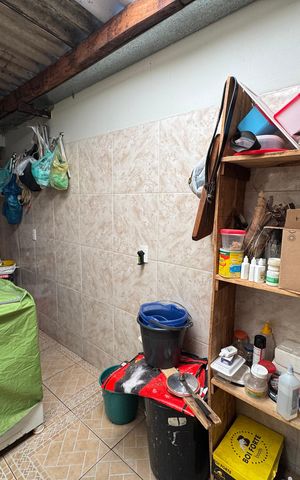 Casa à venda com 125m², 4 quartos e 2 vagas Casa à venda com 125m², 4 quartos e 2 vagasÁrea de Serviço
