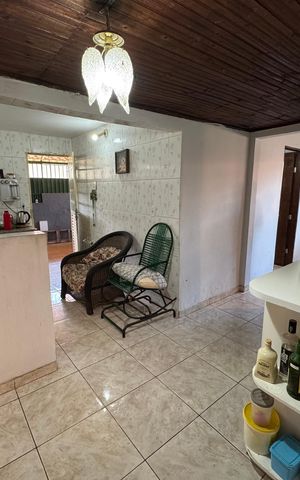 Casa à venda com 125m², 4 quartos e 2 vagas Casa à venda com 125m², 4 quartos e 2 vagasCozinha