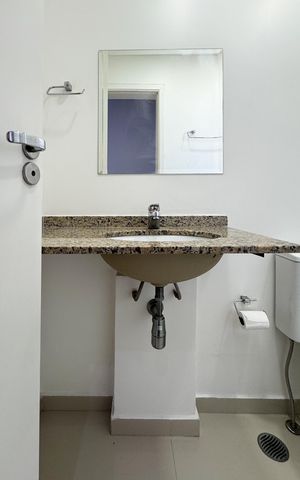 Apartamento para alugar com 70m², 2 quartos e 2 vagasBanheiro Social