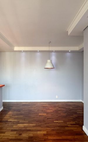 Apartamento para alugar com 70m², 2 quartos e 2 vagasSala