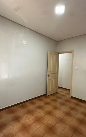 Casa à venda com 150m², 2 quartos e 2 vagas