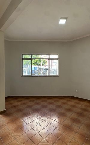 Casa à venda com 150m², 2 quartos e 2 vagas