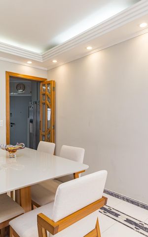 Apartamento à venda com 105m², 3 quartos e 2 vagas Apartamento à venda com 105m², 3 quartos e 2 vagasSala de Jantar