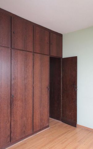 Casa para alugar com 264m², 3 quartos e 4 vagasSuite