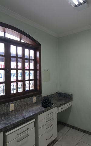 Casa para alugar com 264m², 3 quartos e 4 vagasCozinha 2
