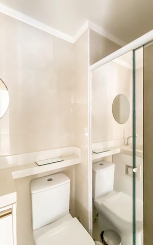 Apartamento à venda com 47m², 2 quartos e 1 vaga Apartamento à venda com 47m², 2 quartos e 1 vagaBanheiro
