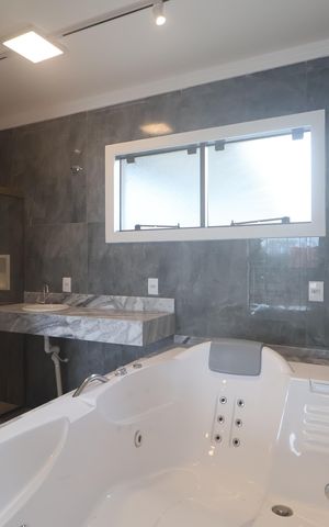 Apartamento para alugar com 245m², 3 quartos e 1 vagaBanheiro Suíte