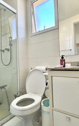 Apartamento para alugar com 104m², 3 quartos e 2 vagas Apartamento para alugar com 104m², 3 quartos e 2 vagasBanheiro da Suíte 1