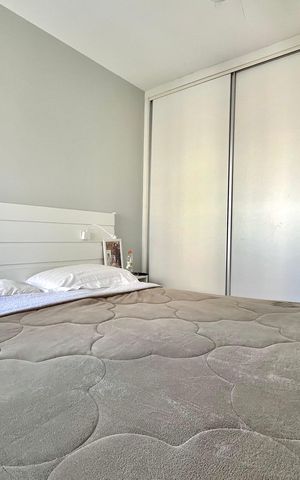 Apartamento para alugar com 104m², 3 quartos e 2 vagas Apartamento para alugar com 104m², 3 quartos e 2 vagasSuite 1