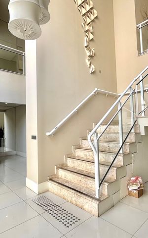Apartamento para alugar com 104m², 3 quartos e 2 vagas Apartamento para alugar com 104m², 3 quartos e 2 vagasHall social
