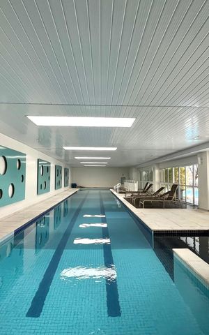Apartamento para alugar com 104m², 3 quartos e 2 vagas Apartamento para alugar com 104m², 3 quartos e 2 vagasÁrea comum - Piscina Coberta