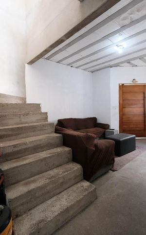 Casa à venda com 206m², 3 quartos e 2 vagasSala