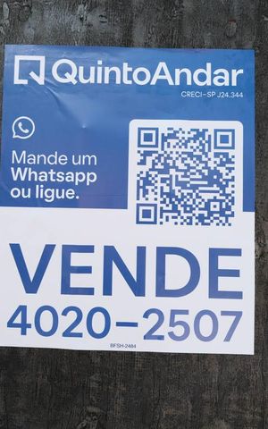 Casa à venda com 206m², 3 quartos e 2 vagasFachada