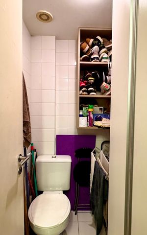 Apartamento à venda com 90m², 3 quartos e 2 vagas Apartamento à venda com 90m², 3 quartos e 2 vagasBanheiro de serviço