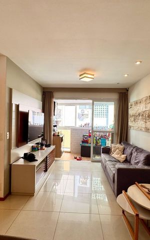 Apartamento à venda com 90m², 3 quartos e 2 vagasSala