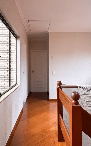 Casa para alugar com 247m², 3 quartos e 2 vagas Casa para alugar com 247m², 3 quartos e 2 vagasAcesso aos Quartos