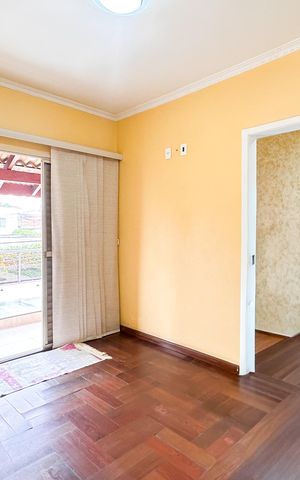 Casa para alugar com 247m², 3 quartos e 2 vagas Casa para alugar com 247m², 3 quartos e 2 vagasSuite