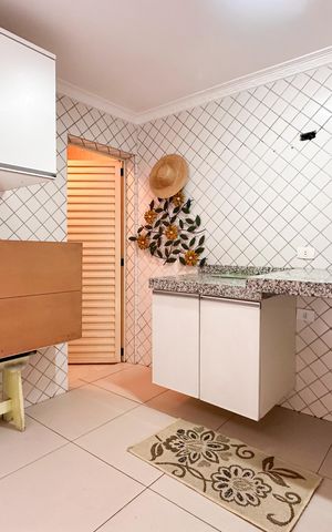 Casa para alugar com 247m², 3 quartos e 2 vagas Casa para alugar com 247m², 3 quartos e 2 vagasÁrea de Serviço