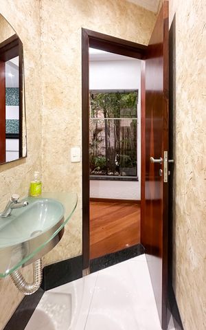 Casa para alugar com 247m², 3 quartos e 2 vagas Casa para alugar com 247m², 3 quartos e 2 vagasLavabo