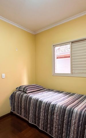 Casa para alugar com 247m², 3 quartos e 2 vagas Casa para alugar com 247m², 3 quartos e 2 vagasQuarto 1