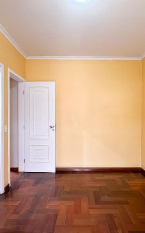 Casa para alugar com 247m², 3 quartos e 2 vagas Casa para alugar com 247m², 3 quartos e 2 vagasSuite