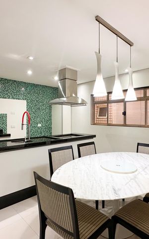 Casa para alugar com 247m², 3 quartos e 2 vagas Casa para alugar com 247m², 3 quartos e 2 vagasCozinha