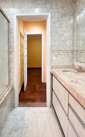 Casa para alugar com 247m², 3 quartos e 2 vagas Casa para alugar com 247m², 3 quartos e 2 vagasBanheiro da Suíte