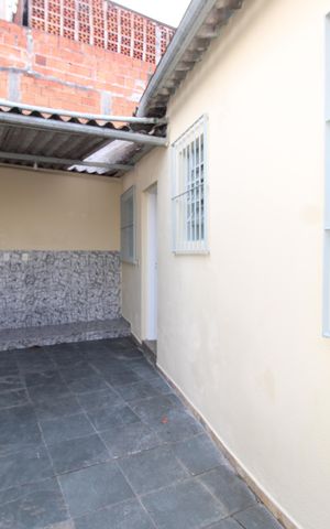 Casa para alugar com 40m², 1 quarto e sem vagaQuintal