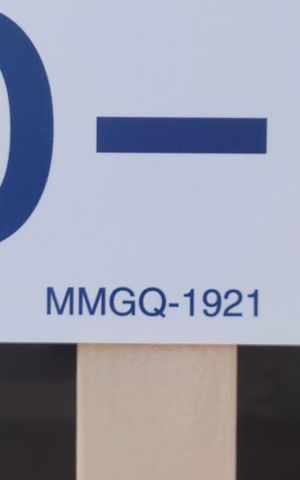 Casa à venda com 216m², 4 quartos e 2 vagas Casa à venda com 216m², 4 quartos e 2 vagasPlaca MMGQ-1921
