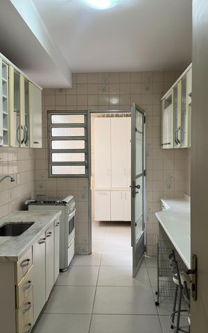 Apartamento para alugar com 100m², 2 quartos e 1 vaga Apartamento para alugar com 100m², 2 quartos e 1 vagaCozinha