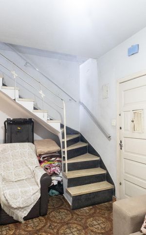 Casa à venda com 106m², 2 quartos e 1 vaga Casa à venda com 106m², 2 quartos e 1 vagaSala