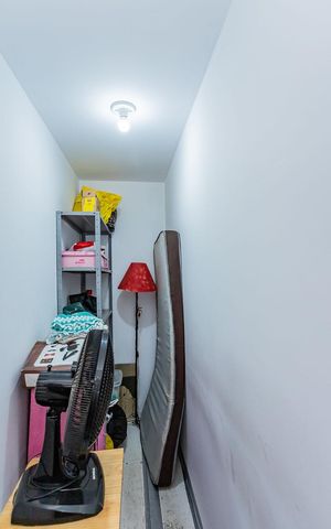 Casa à venda com 80m², 3 quartos e sem vagaDepósito